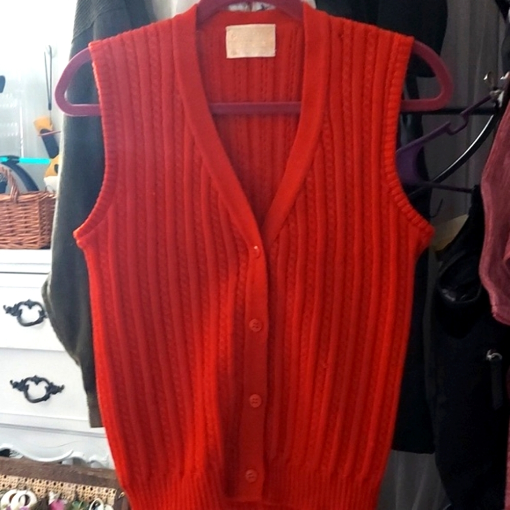 Pendleton Vintage Red Cable Knit Wool Button down Sweater Vest Sz 38  Large